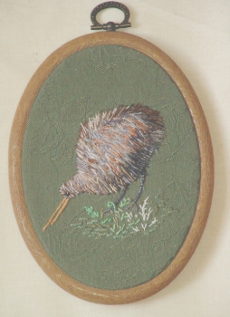 Kiwi in Stumpwork